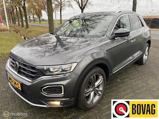 Volkswagen T-Roc 1.5 TSI I R Line velgen I Sport I LED INavigarie I
