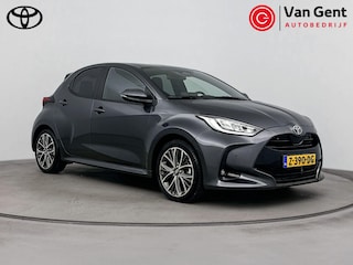 Toyota Yaris 1.5 Hybrid 130 Executive | Dodehoek detectie | Navigatie | Stoel-/stuurverwarming | Parkeersensoren voor/achter | 17 inch | Apple Carplay / Android Auto