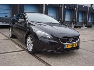 Volvo V40 2.0 D3 Summum