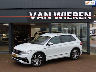 Volkswagen Tiguan 2.0 TDI R-Line Aut. Trekhaak 20" Camera Navi Winterpack