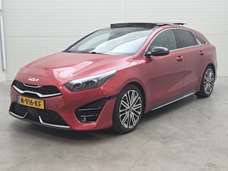 Kia ProCeed 1.5 T-GDi GT-PlusLine | Pano | ACC | Trekhaak |* 27 t/m 31 dec eindejaarsshow!!