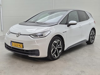 Volkswagen ID.3 First Plus 58 kWh | Clima | Camera | Winterpack |* 27 t/m 31 dec eindejaarsshow!!