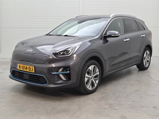 Kia Niro ExecutiveLine 64 kWh | Leder | Trekhaak | Clima |* 27 t/m 31 dec eindejaarsshow!!