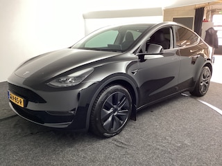 Tesla Model Y Long Range AWD 75 kWh | Trekhaak | Leder |* 27 t/m 31 dec eindejaarsshow!!