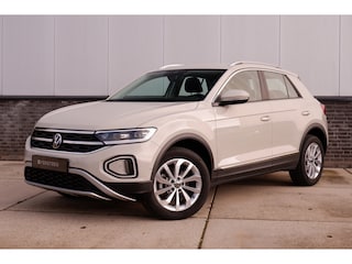 Volkswagen T-Roc 1.5 TSI Style | LED | Camera | Carplay | Climate