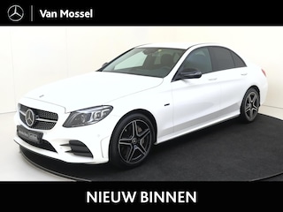 Mercedes-Benz C-klasse 300e / Trekhaak / Night-Pakket / Stoelverwarming / Rij-assistentie /