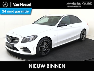 Mercedes-Benz C-klasse 300e / Trekhaak / Night-Pakket / Stoelverwarming / Rij-assistentie /