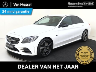 Mercedes-Benz C-klasse 300e / Trekhaak / Night-Pakket / Stoelverwarming / Rij-assistentie /
