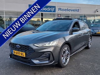 Ford Focus 1.0 EcoBoost 155pk Hybrid Automaat ST-Line X | Navi | Apple Carplay | Adap.Cruise | Panorama Schuifdak | Dodehoek+Rijstrooksensor | Led Koplampen | Keyless Entry | Pdc+Assist+Camera | 18''lm