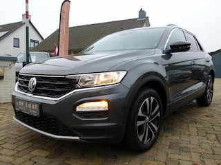 Volkswagen T-Roc 1.0 TSI Style, LMV/DAKRAILS/APPLE/ANDROID
