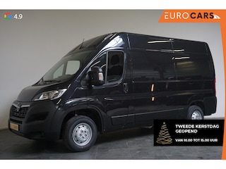Opel Movano 140pk L2H2 Edition Navi Camera Parkeersensoren Trekhaak Cruise control Airco