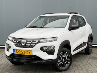 Dacia Spring BJR 2023 Comfort 45 PK 27 kWh CRUISE | 4700 KM! | PDC ACHTER | TELEFOON | AIRCO
