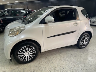 Toyota iQ 1.0 VVTI ACCESS