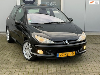 Peugeot 206 2.0-16V GTI mooie auto