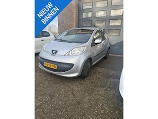 Peugeot 107 1.0-12V XR Airco/Elektrisch pakket/Nieuwe APK