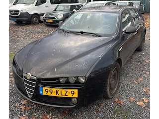 Alfa Romeo 159 Sportwagon 1.9 JTD Progression APK 19-11-2026 NAP NL Auto Trekhaak