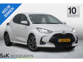 Toyota Yaris 1.5 VVT-i Dynamic PDC ACC Camera Lane Assist