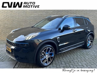 Lynk & Co 01 1.5 PHEV 261pk | 360 camera | Adaptieve cruise | Lane assist | NAP! | Navigatie | Apple CarPlay | 20 inch LMV | Virtual cockpit | Infinity sound | LED | DAB | Dodehoekdetectie | Elektrische achterklep | Dealer onderhouden