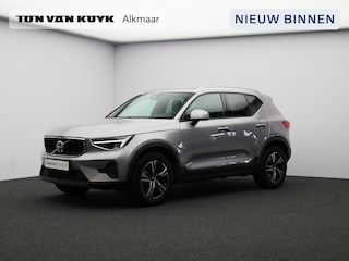 Volvo XC40 B3 163PK Core Business Edition / Adaptive Cruise / BLIS / Verwarmbaar Stuurwiel + Voorstoelen / Extra Getint Glas / 18" / Harman Kardon Audio /