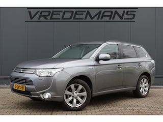 Mitsubishi Outlander 2.0 PHEV Instyle AWD-4X4 / LEDER / NAVI