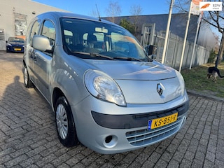 Renault Kangoo 1.6-16V Expression 2012 airco, elec pakket, nwe apk t/m 11-12-2026 162.338 km , trekhaak , ( schamp schade)