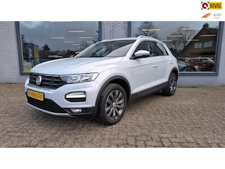 Volkswagen T-Roc 1.0 TSI Style ADAPTIVE CRUISE|PDC|LMV