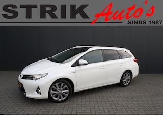 Toyota Auris Touring Sports 1.8 Hybrid Executive - TREKHAAK - PANORAMADAK - CAMERA - 1e EIGENAAR
