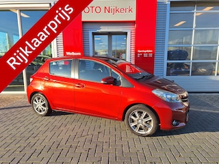 Toyota Yaris 1.3 VVT-i Dynamic met trekhaak