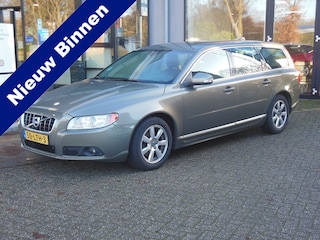 Volvo V70 1.6D DRIVe Kinetic Staat in De Krim