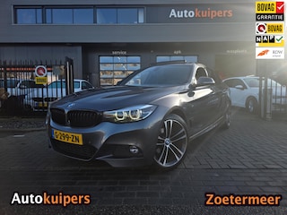 BMW 3-serie GT 320i High Executive Edition | Met o.a. lederen bekleding, panoramadak, achteruitrijcamera en cruise!
