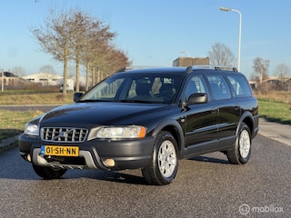 Volvo XC70 2.5 T Momentum 7-Pers.