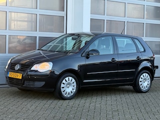 Volkswagen Polo 1.2-12V Comfortline 5-DRS Airco Cruise Pdc Uniek!