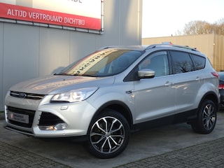 Ford Kuga 1.6 AUT 4WD 183PK Titanium, Cruise, Clima, PDC!