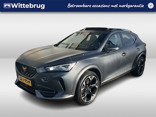 Cupra Formentor 2.0 TSI 4DRIVE / AUTOMAAT/ 310 PK/ PANO/ TREKHAAK/ PARK.SENSOR.V+A/ CAMERA/ FULL LINK/ MEMORY SEAT/ STUUR+STOEL VERWARM./ DODE HOEK/ ELEK. ACHTERKLEP/ ACC/ LEDER/ KEYLESS/ NAVI/ CLIMA/ LED/ ISOFIX/ 19'' LMV