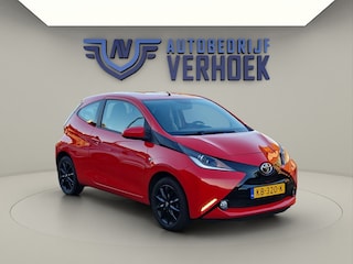 Toyota Aygo 1.0 VVT-i x-play Automaat - Camera - NL Auto