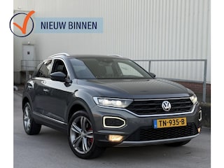 Volkswagen T-Roc 1.5 TSI Sport I ACC I Dealer Onderhouden I