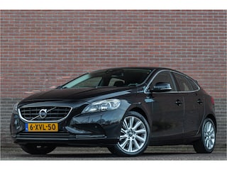 Volvo V40 T4 Powershift Momentum, Origineel NL, Park Assist, Trekhaak, Navigatie, Climate control, Bluetooth, LED.
