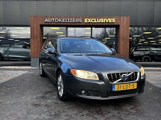 Volvo V70 2.4D Momentum cruise control stoelverwarming trekhaak stuurbediening