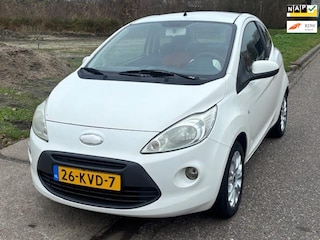Ford Ka 1.2 Titanium Airco Electric pakket Audio-CD/MP3 LMV 15" Colorpakket ABS 2 x airbag Getint glas Dealeronderhoud Nieuwe Apk!