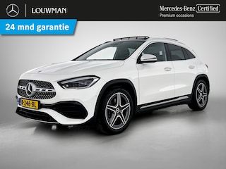 Mercedes-Benz GLA 200 Business Solution AMG AMG Lne | Night Pakket | Panorama Schuif-Kanteldak | Trekhaak | Sfeerverlichting. Inclusief 24 maanden Mercedes-Benz Certified garantie voor Europa.