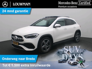 Mercedes-Benz GLA 200 Business Solution AMG AMG Lne | Night Pakket | Panorama Schuif-Kanteldak | Trekhaak | Sfeerverlichting. Inclusief 24 maanden Mercedes-Benz Certified garantie voor Europa.