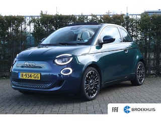 Fiat 500 La Prima 42 kWh | Adapt. Cruise | Stoelverwarming | Camera | Navi | Leder | Keyless | Carplay | LMV | LED | BLIS