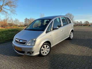 Opel Meriva 1.8-16V TEMPTATION