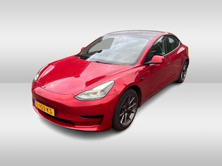 Tesla Model 3 Standard RWD Plus 60 kWh / FACELIFT / Autopilot / Panoramadak / Camera / Leder / 19'' / Leder / Premium Audio / Warmtepomp