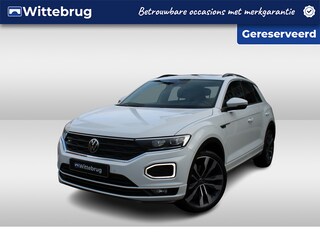 Volkswagen T-Roc 1.5 TSI 150pk R-Line DSG Automaat / Panoramadak / LM 19 inch / Digital cockpitt / Navigatie / Afn trekhaak