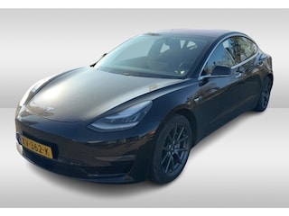 Tesla Model 3 Long Range AWD 75 kWh / Autopilot / Panoramadak / Camera / Premium Audio / 18'' / Leder / Navigatie / ACC
