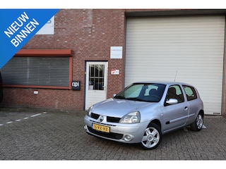 Renault Clio 1.2-16V Authentique Comfort NAP 1e eigenaar Airco APK