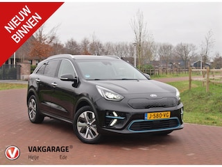 Kia Niro ExecutiveLine 64 kWh Facelift | 3 fase lader | Camera | Apple Carplay | JBL |