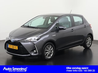 Toyota Yaris 1.5 Hybrid Bi-Tone | Camera | Navigatie | Zondag Open!