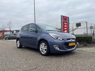 Hyundai ix20 1.6i i-Catcher | Panoramadak | Automaat | Leder | Navigatie | Cruise Control | Achteruitrijcamera | Trekhaak |